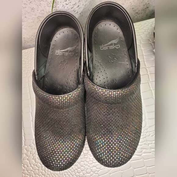 Dansko Women's Glitzy Patent Black Clogs Shoes - Picture 4 of 10